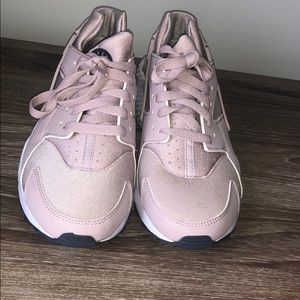 Women’s Nike Huarache